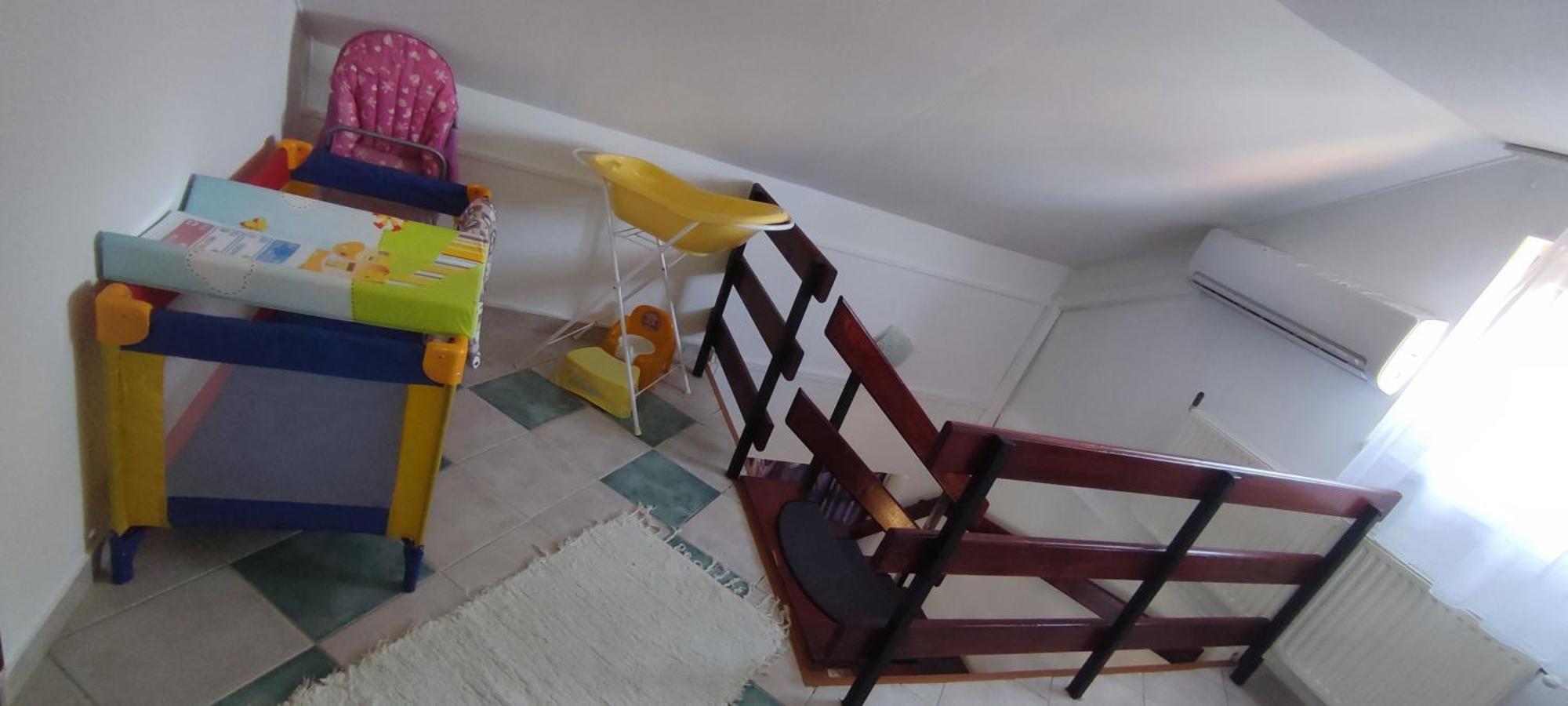 Bazsi Apartman ไฮจ์ดุสโซบอสโล ภายนอก รูปภาพ